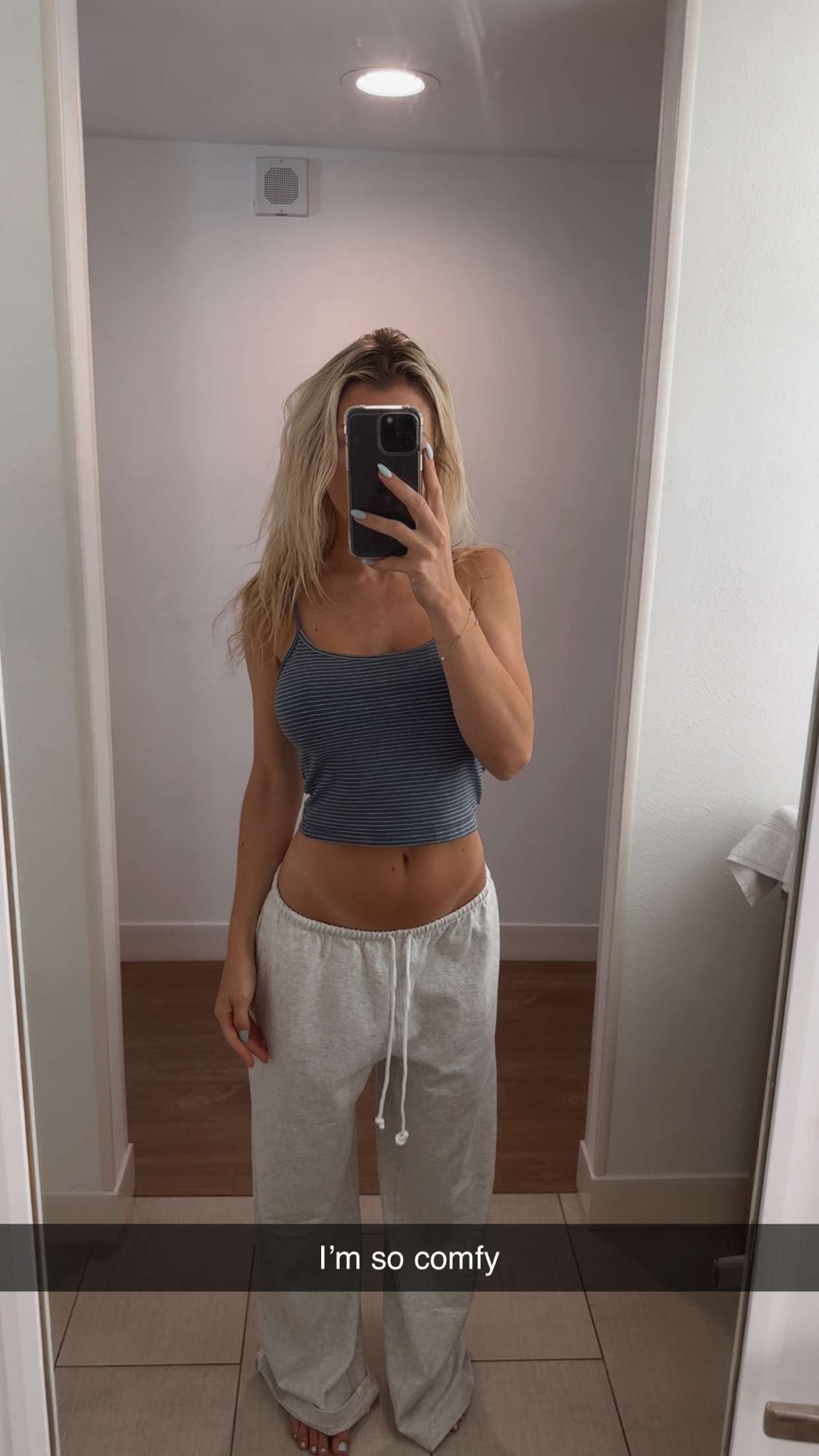 kylaayese snapchat image archive image