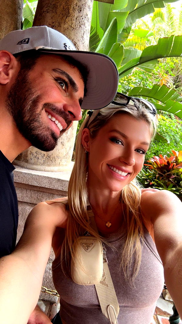 kylaayese image ~ Altpins