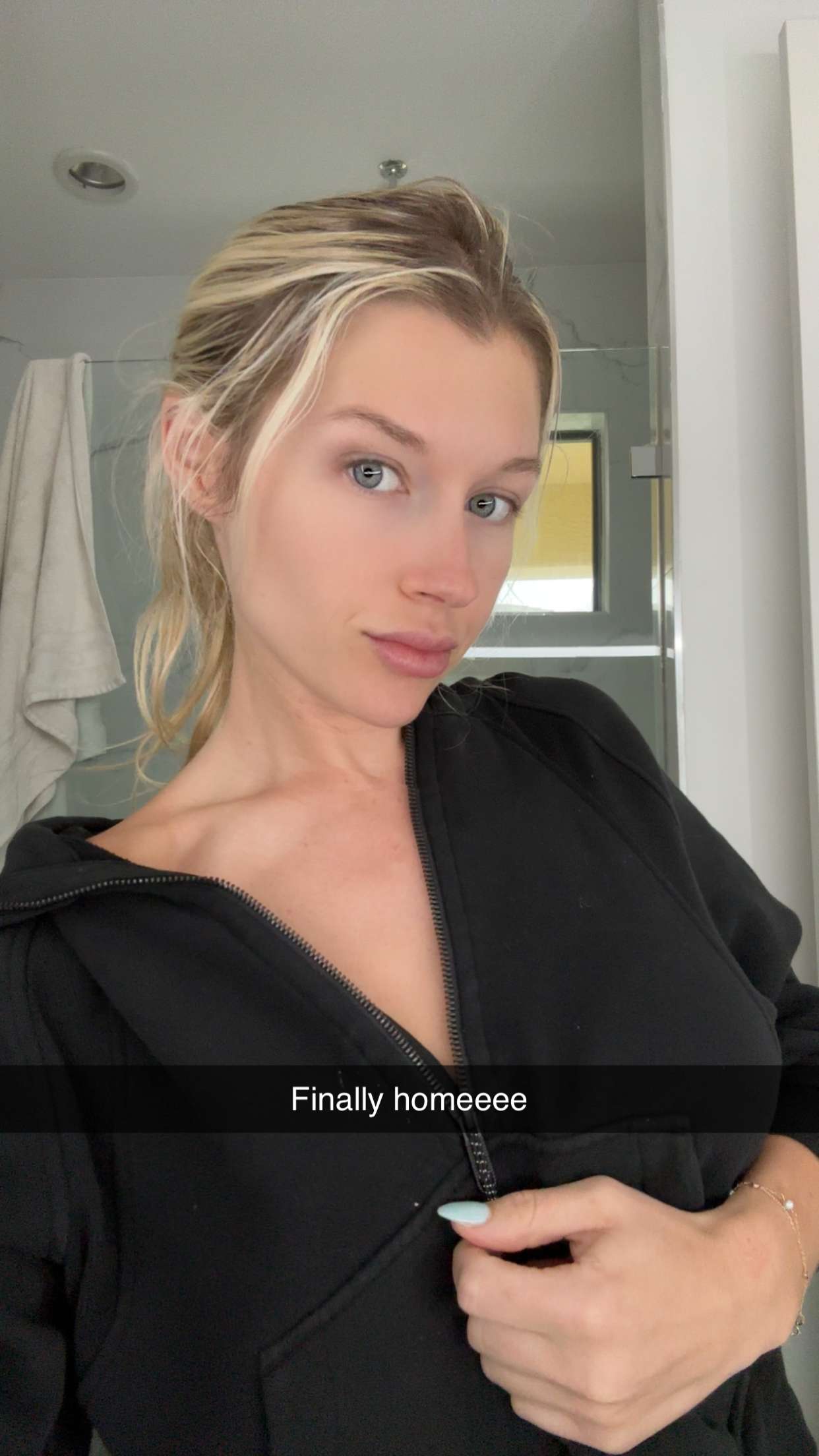 kylaayese snapchat image archive image