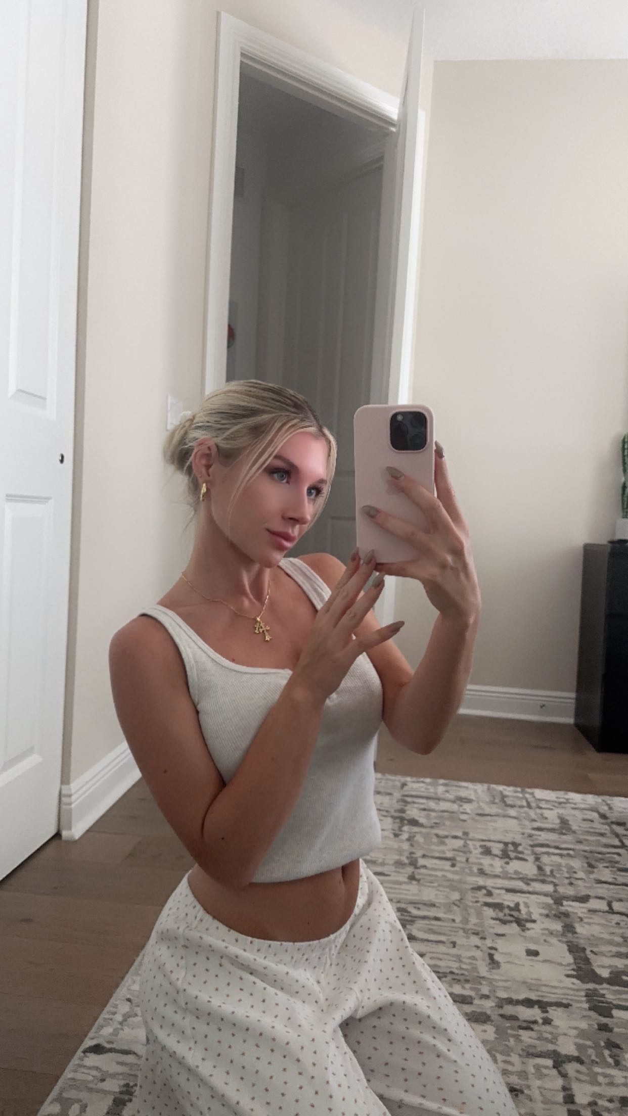 kylaayese snapchat image archive image