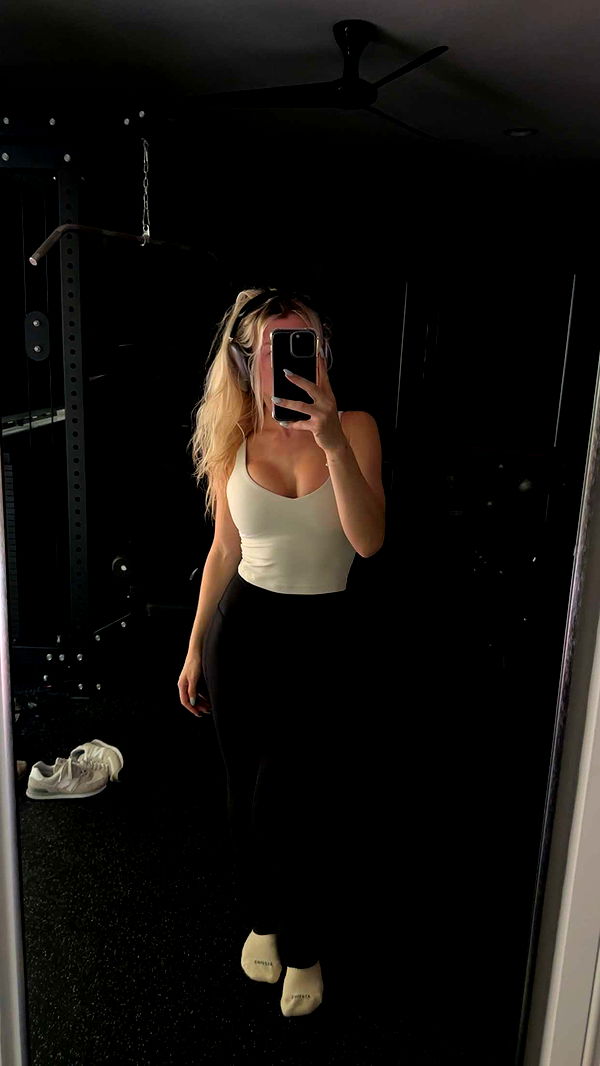 kylaayese image ~ Altpins