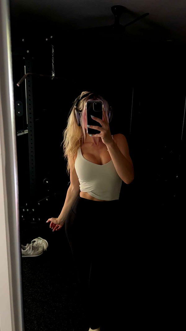 kylaayese image ~ Altpins