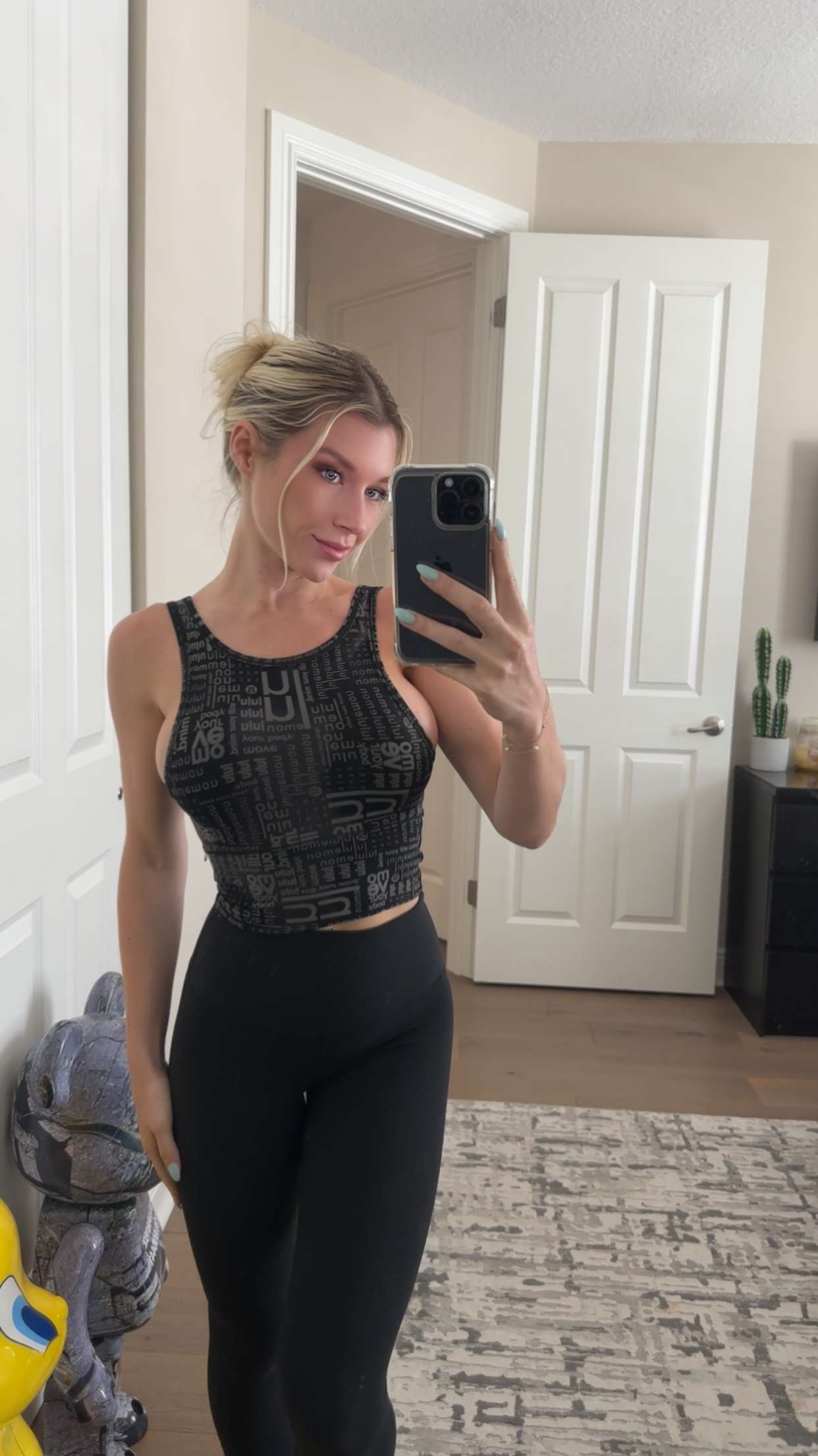 kylaayese snapchat image archive image