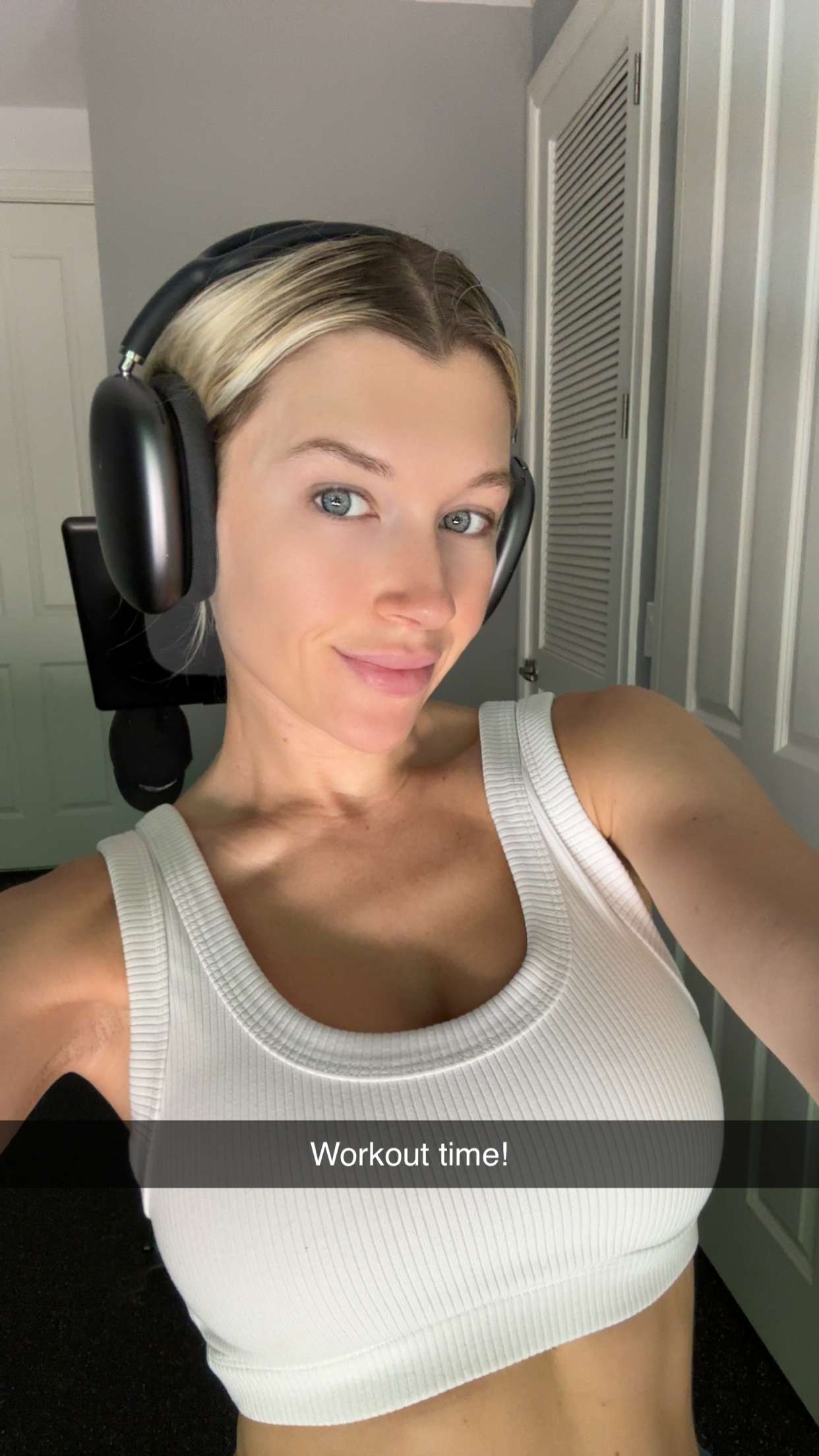 kylaayese snapchat image archive image