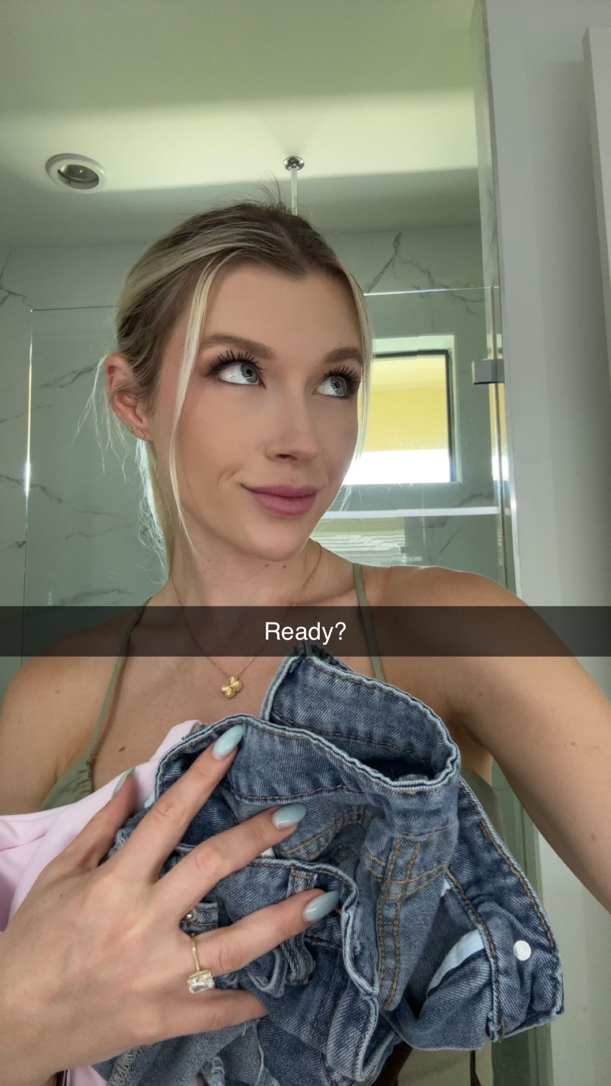 kylaayese snapchat image archive image