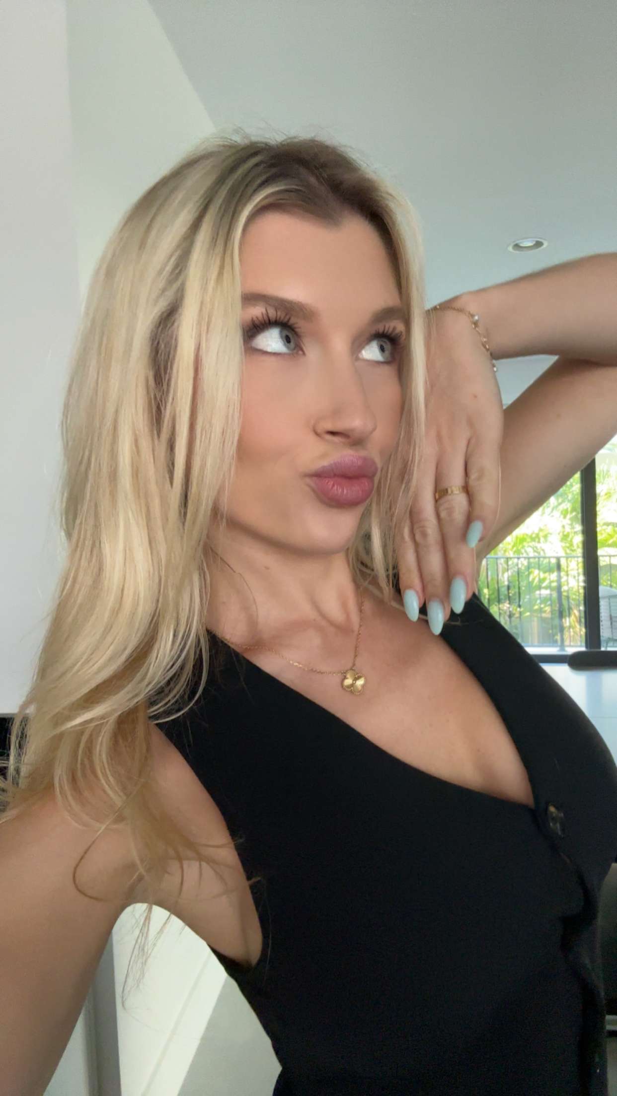 kylaayese snapchat image archive image