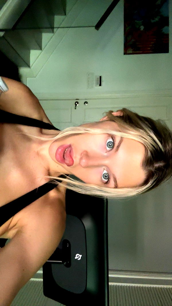 kylaayese image ~ Altpins