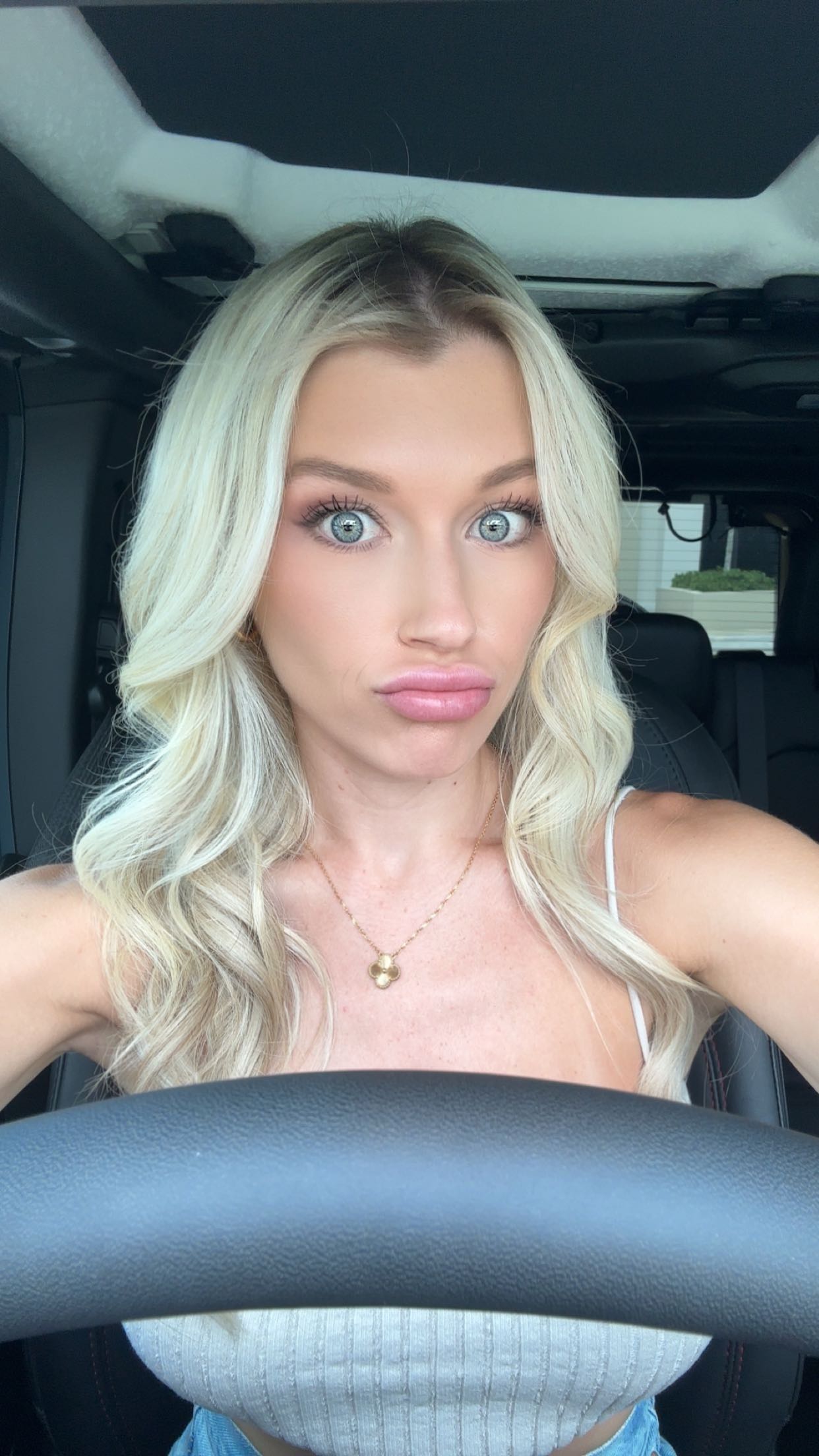 kylaayese snapchat image archive image