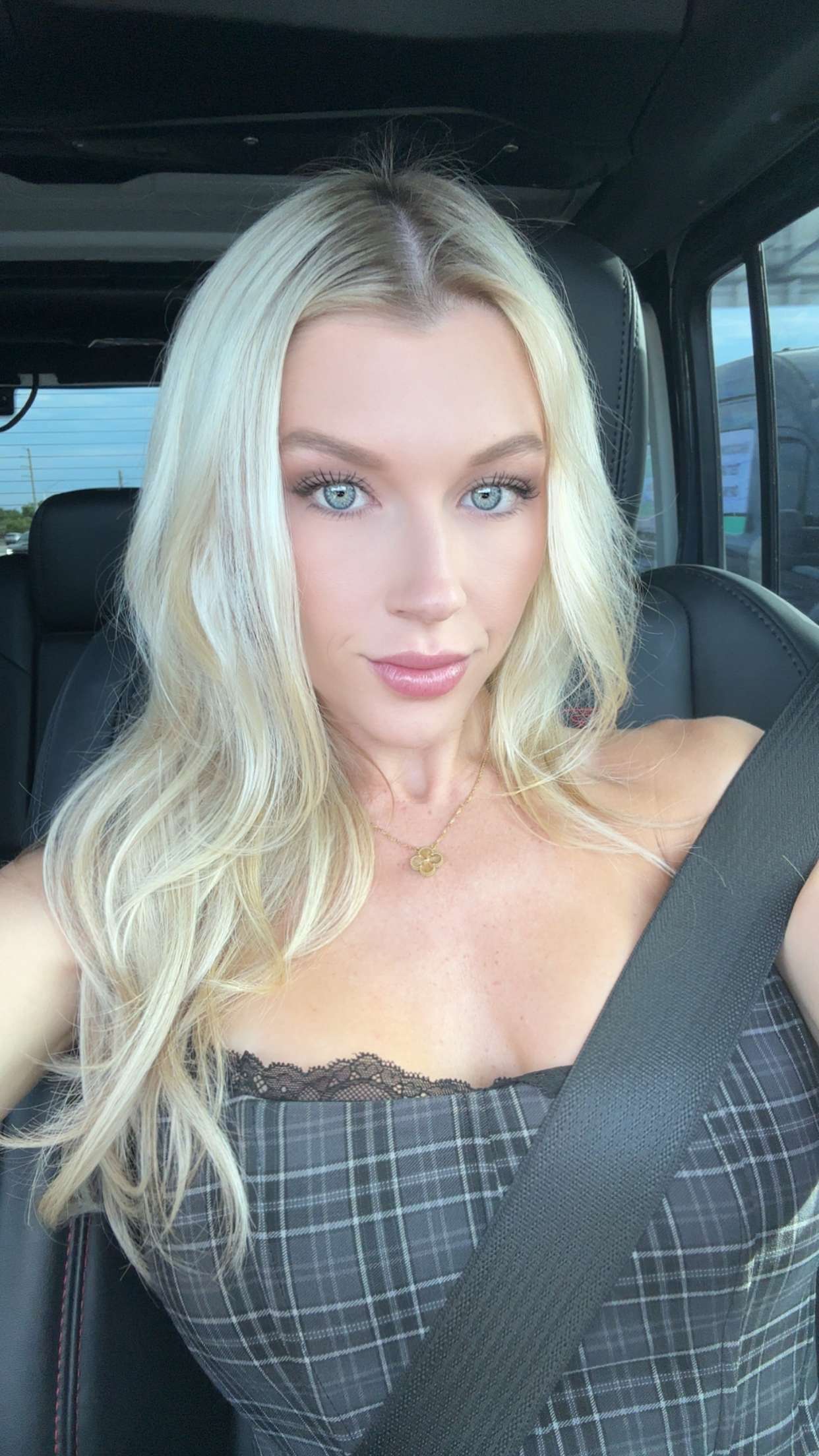 kylaayese snapchat image archive image