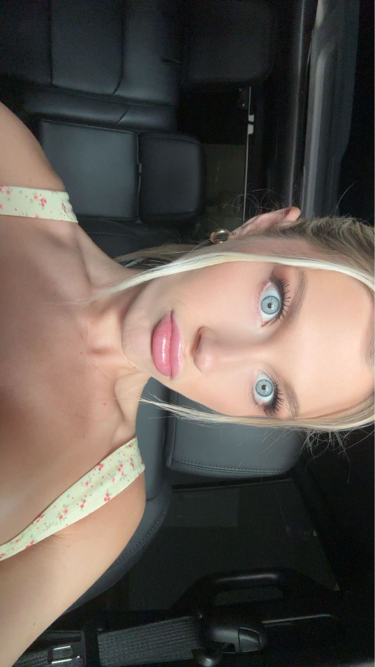 kylaayese snapchat image archive image