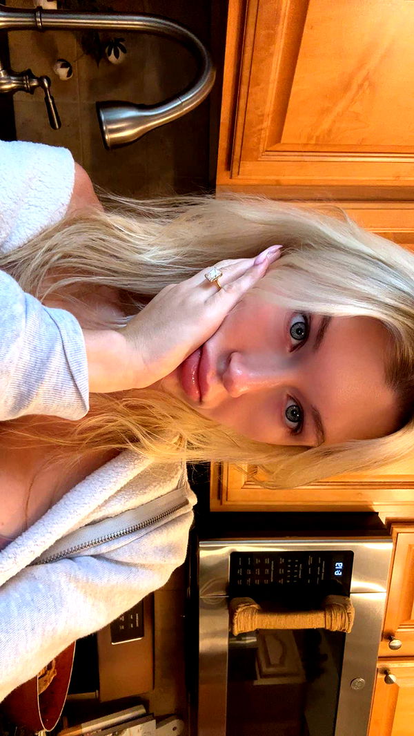 kylaayese image ~ Altpins