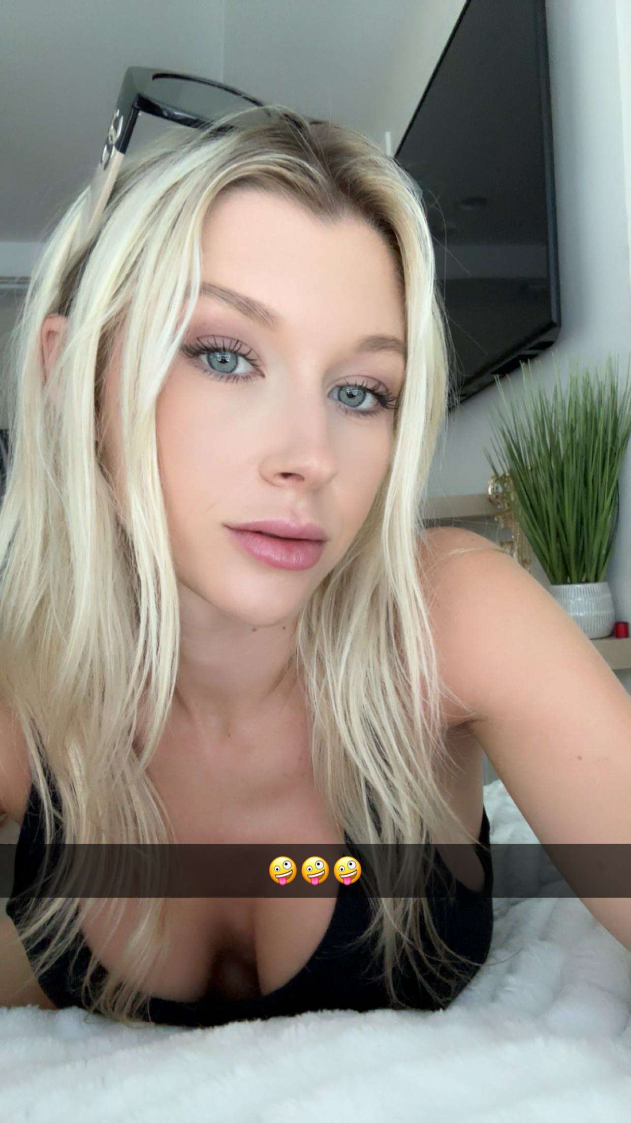 kylaayese snapchat image archive image