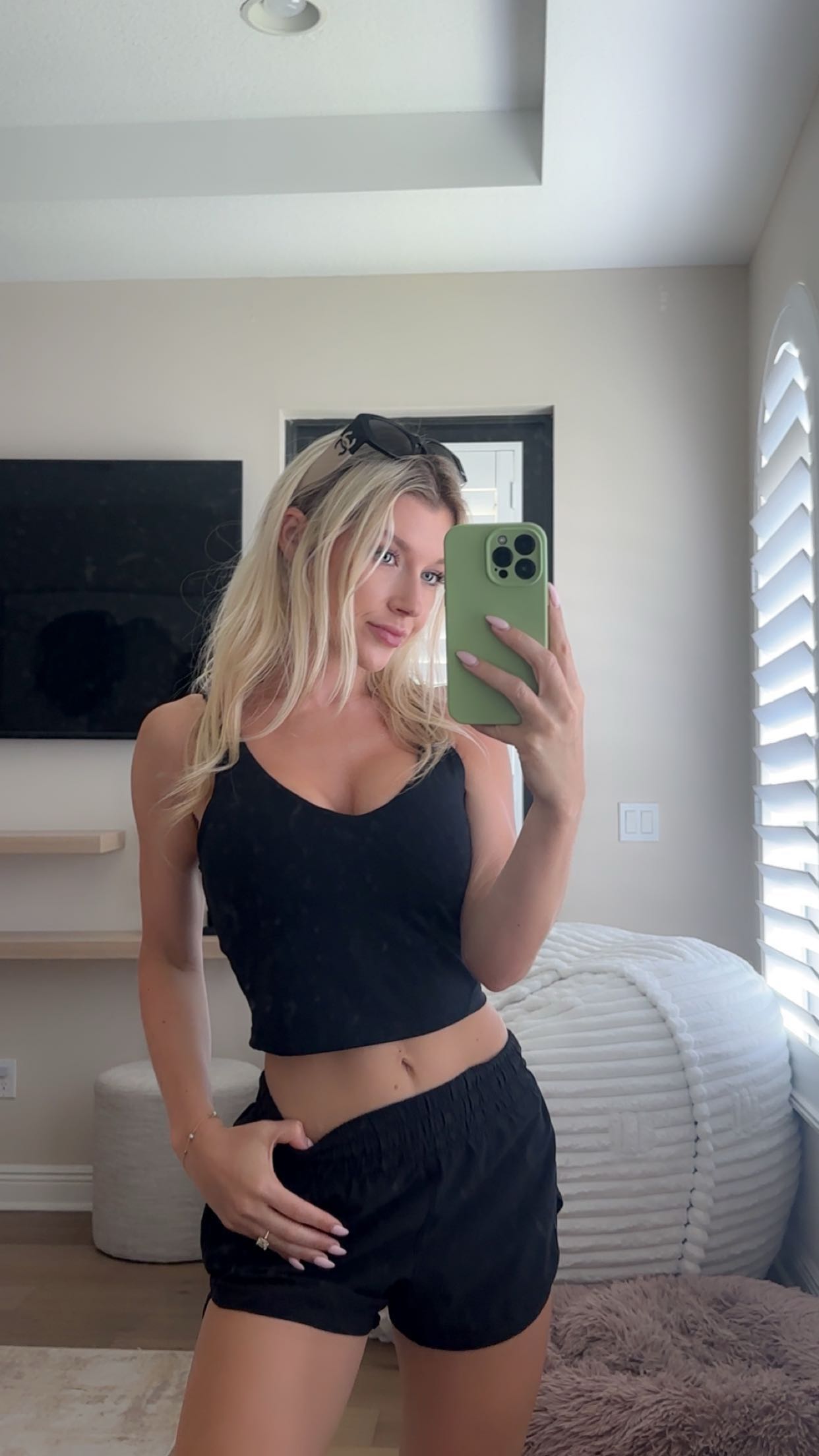 kylaayese snapchat image archive image