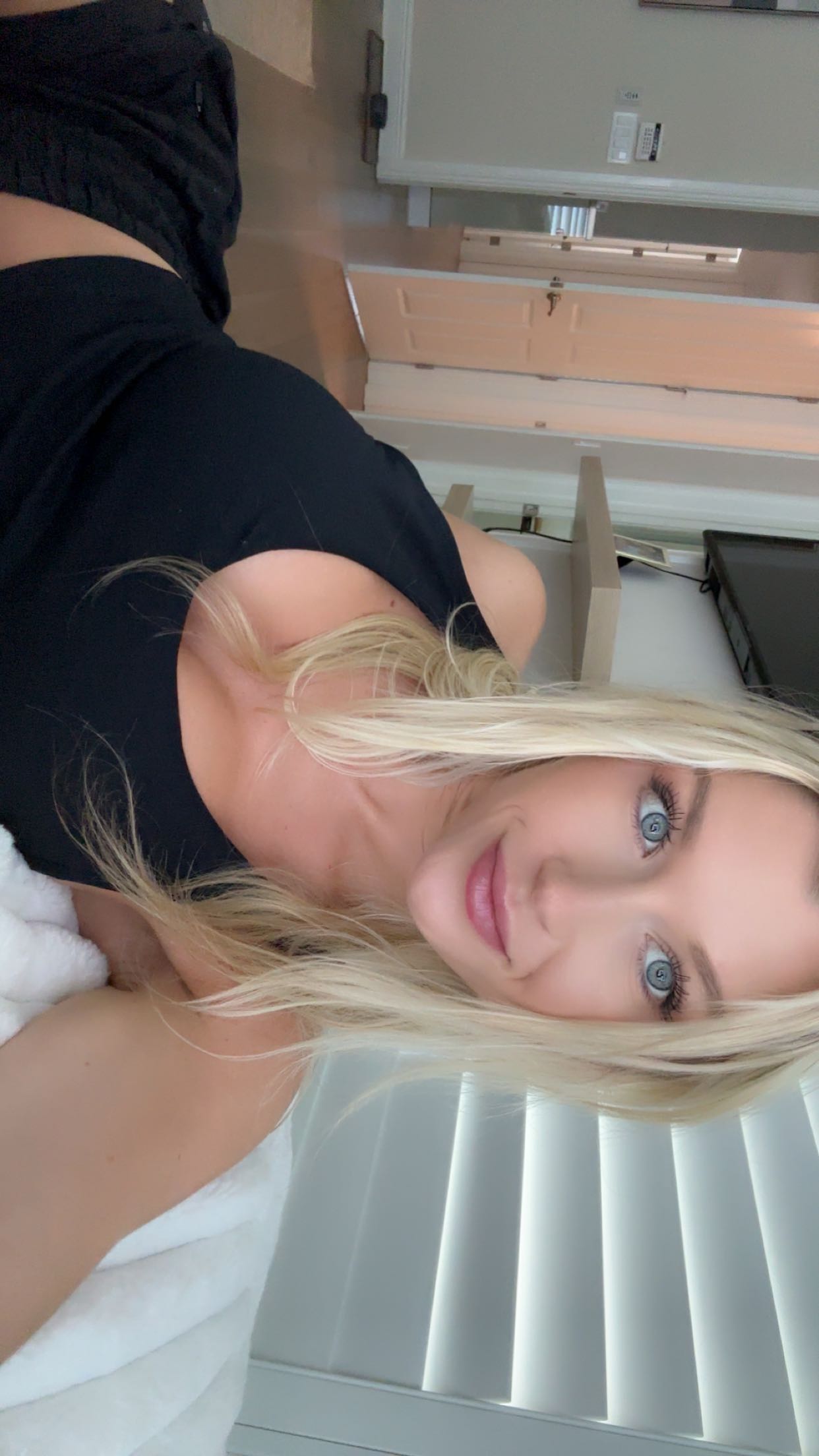 kylaayese snapchat image archive image