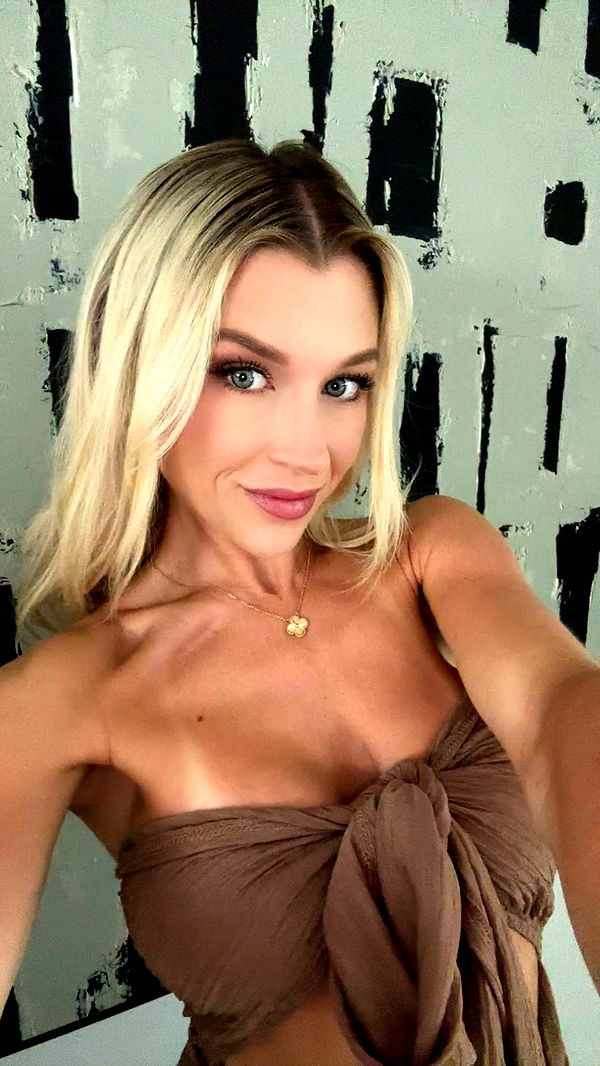 kylaayese image ~ Altpins