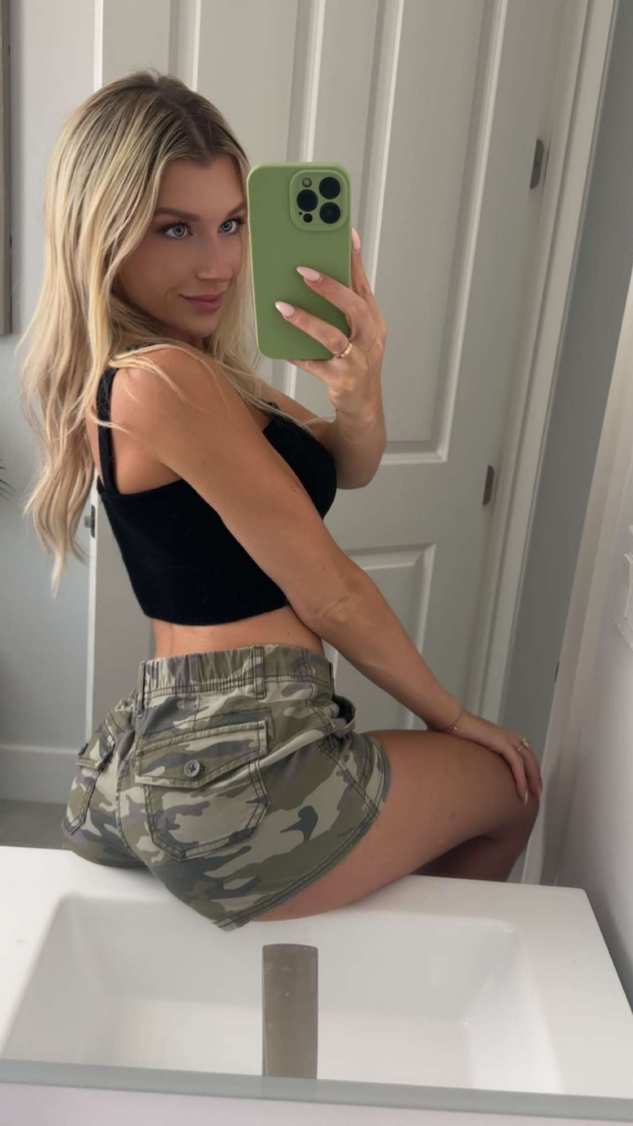 kylaayese snapchat image archive image