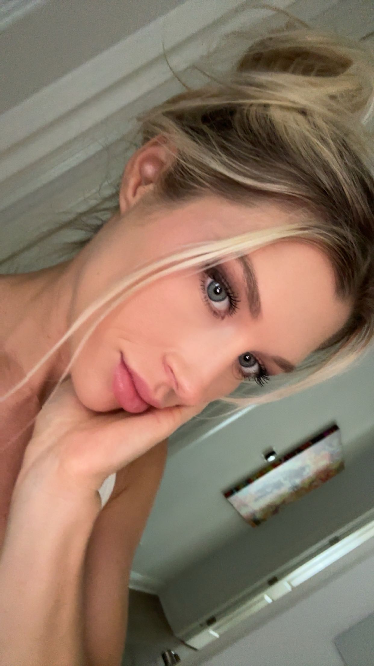 kylaayese snapchat image archive image