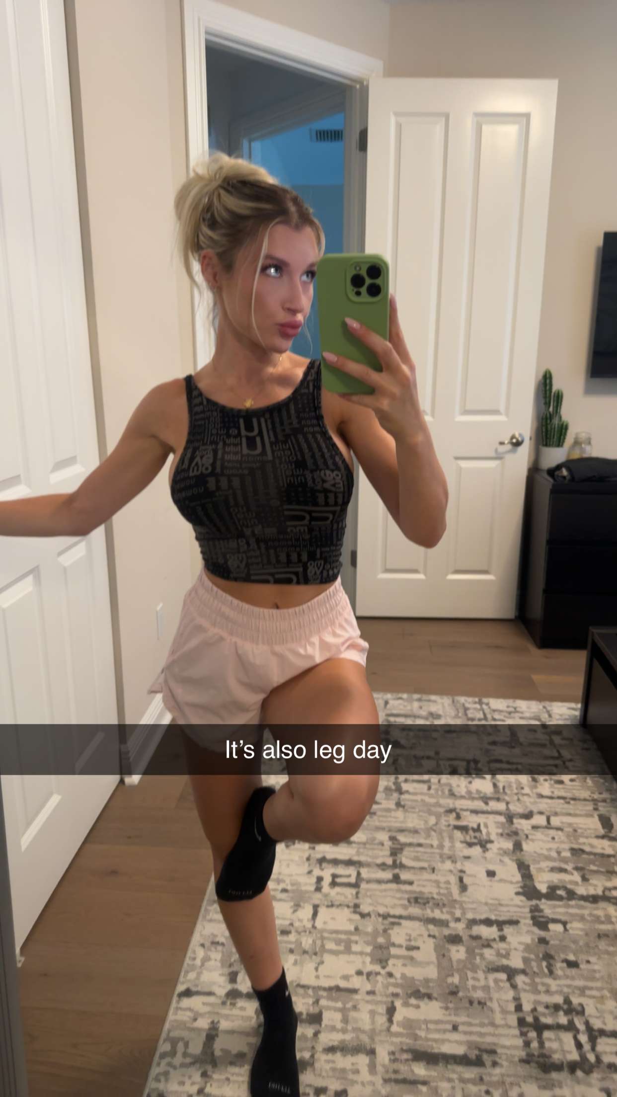 kylaayese snapchat image archive image