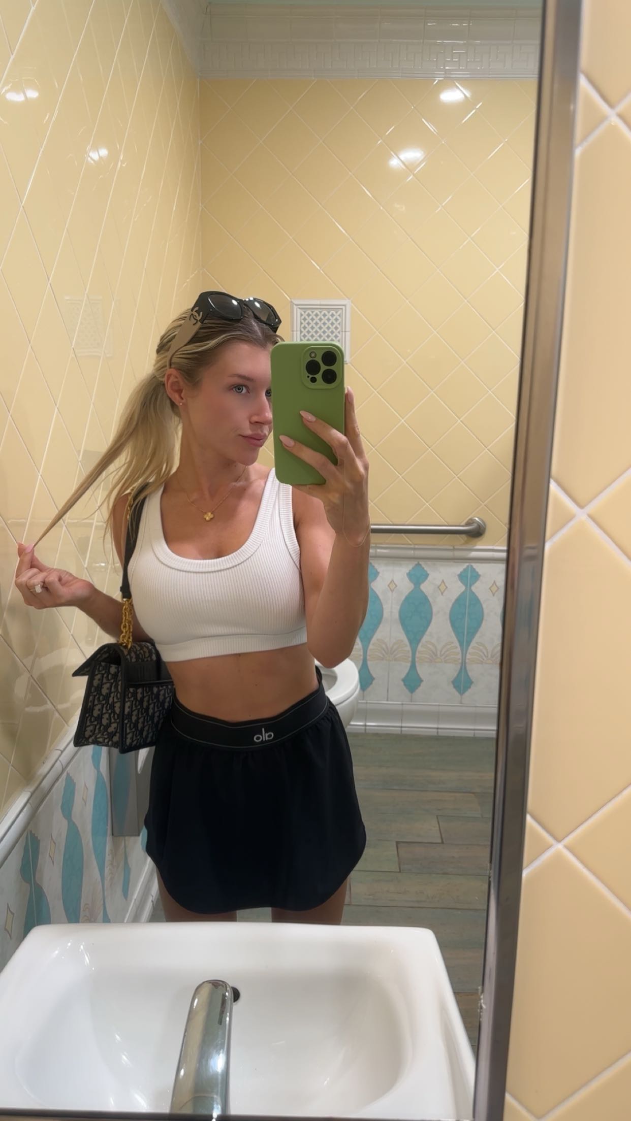 kylaayese snapchat image archive image