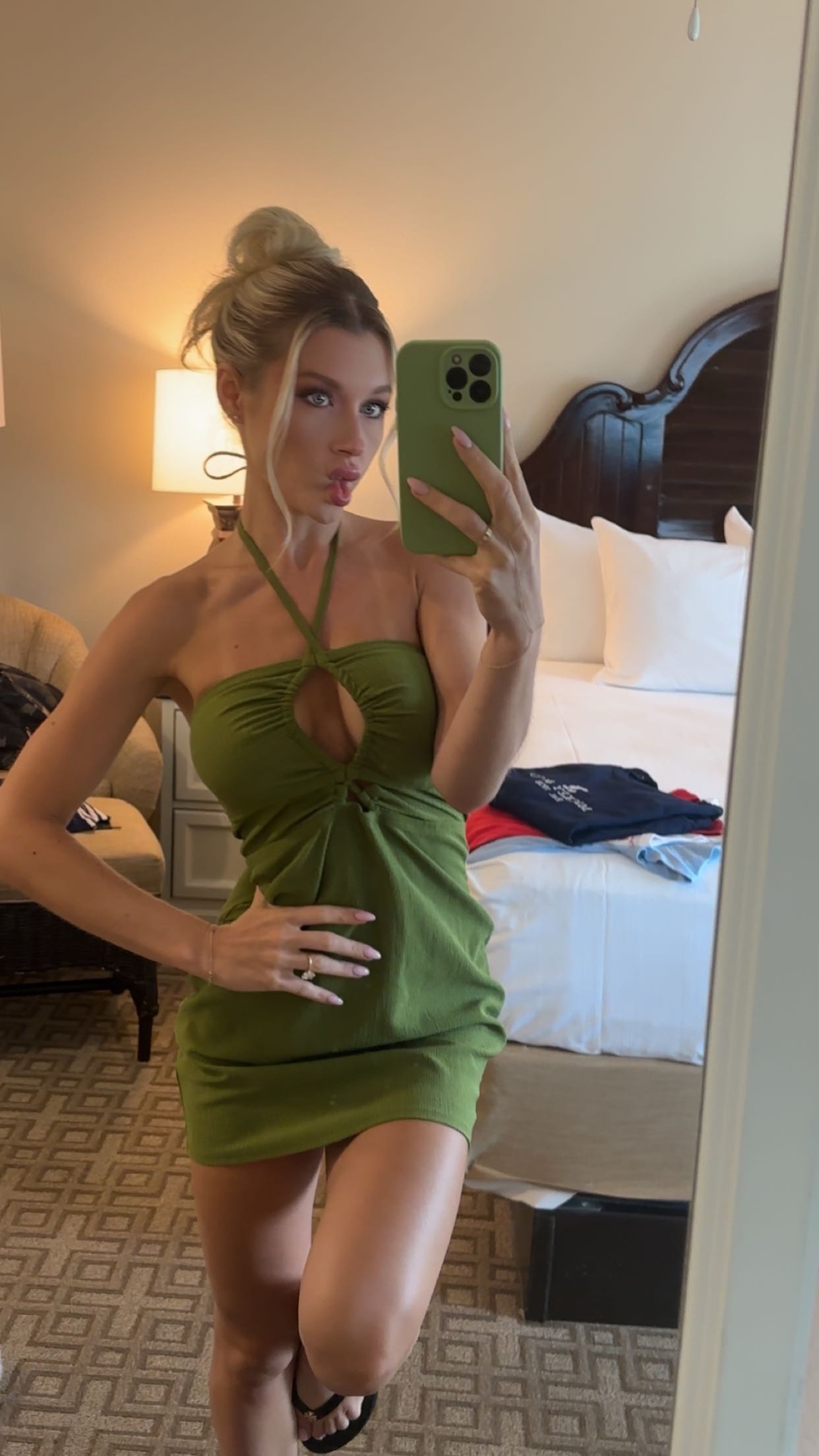 kylaayese snapchat image archive image