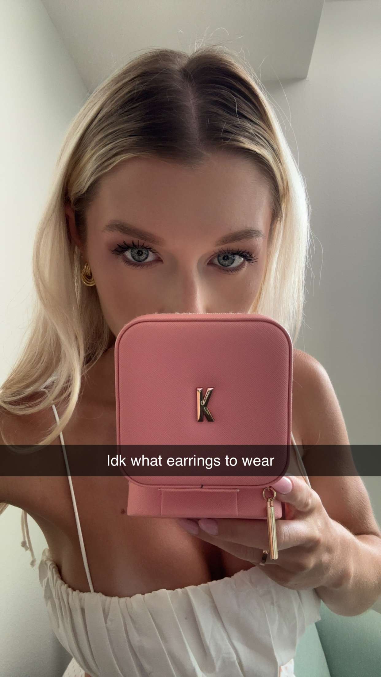 kylaayese snapchat image archive image