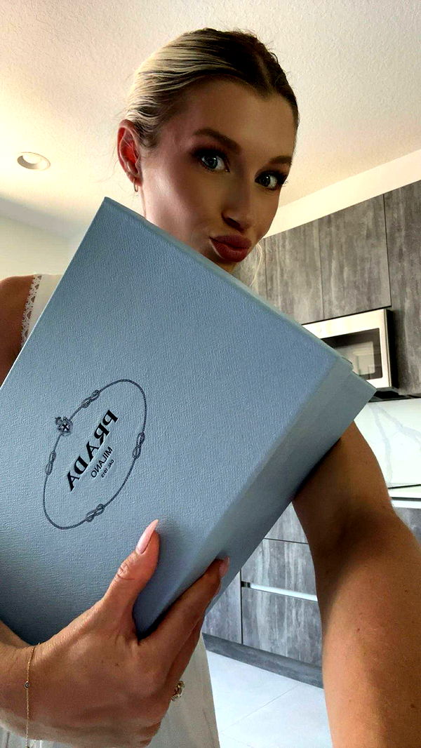 kylaayese image ~ Altpins