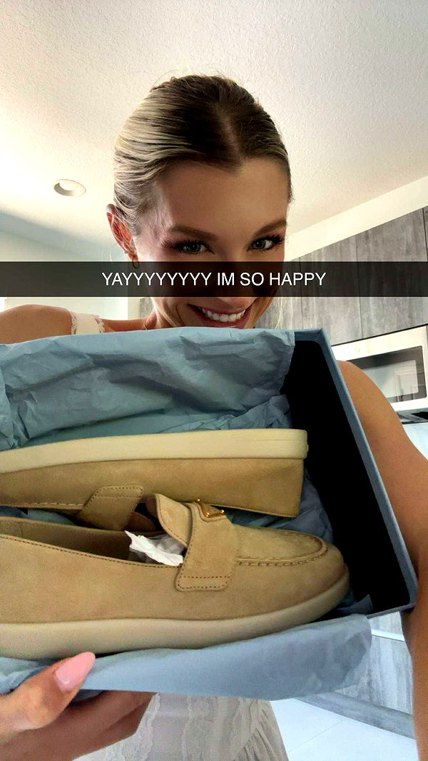 kylaayese image ~ Altpins