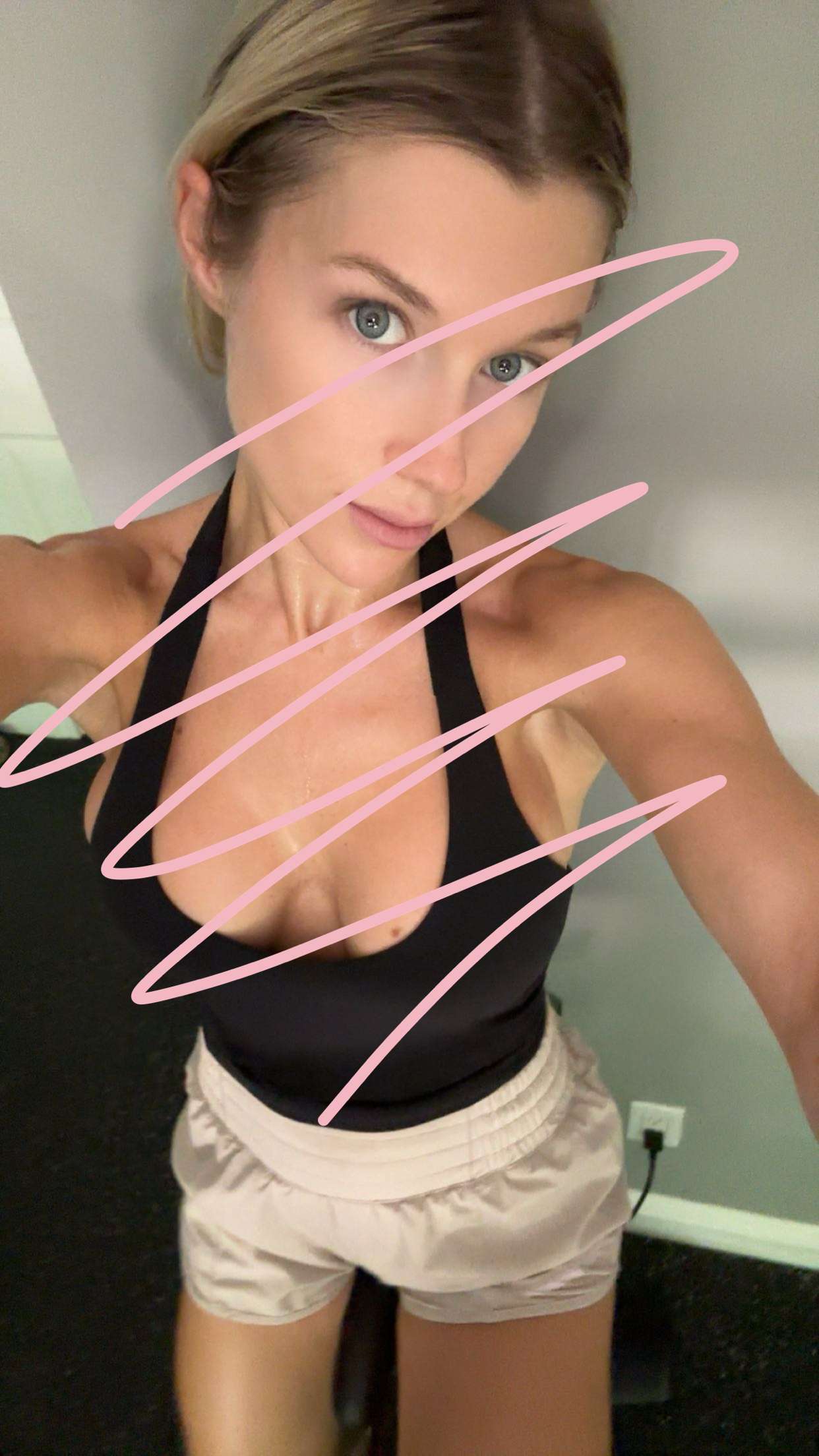kylaayese snapchat image archive image