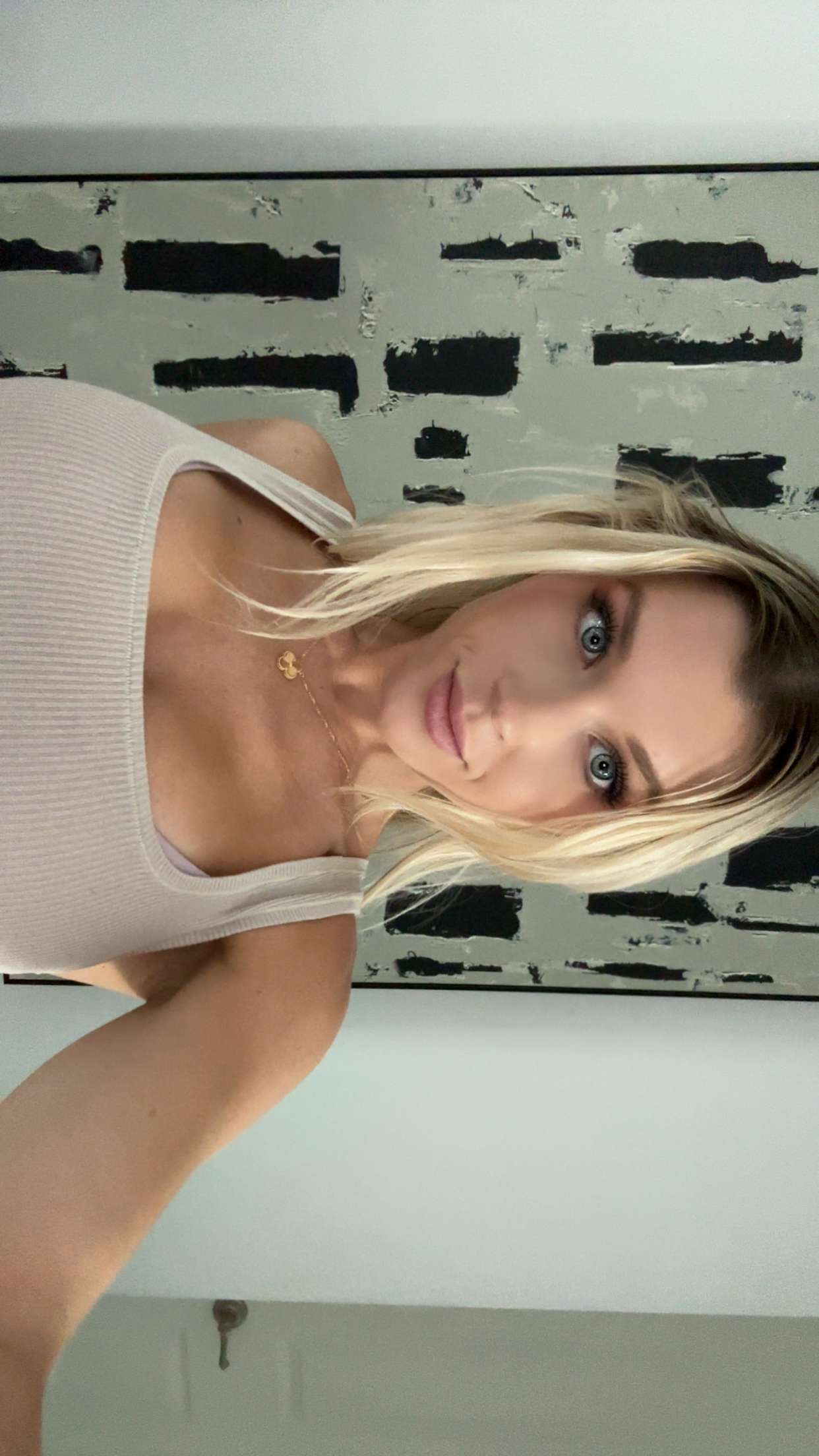 kylaayese snapchat image archive image