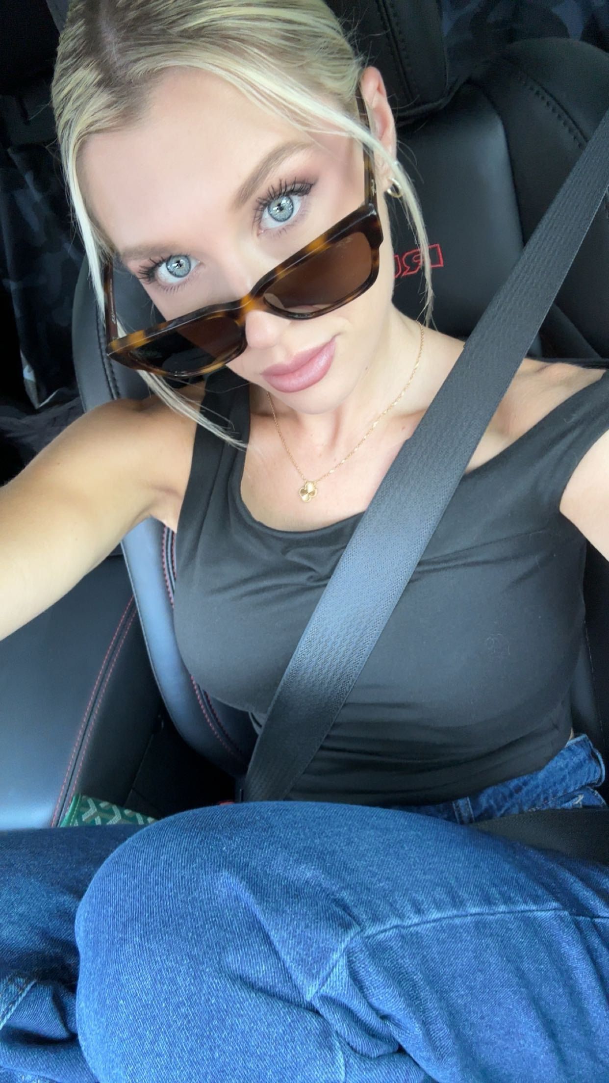 kylaayese snapchat image archive image