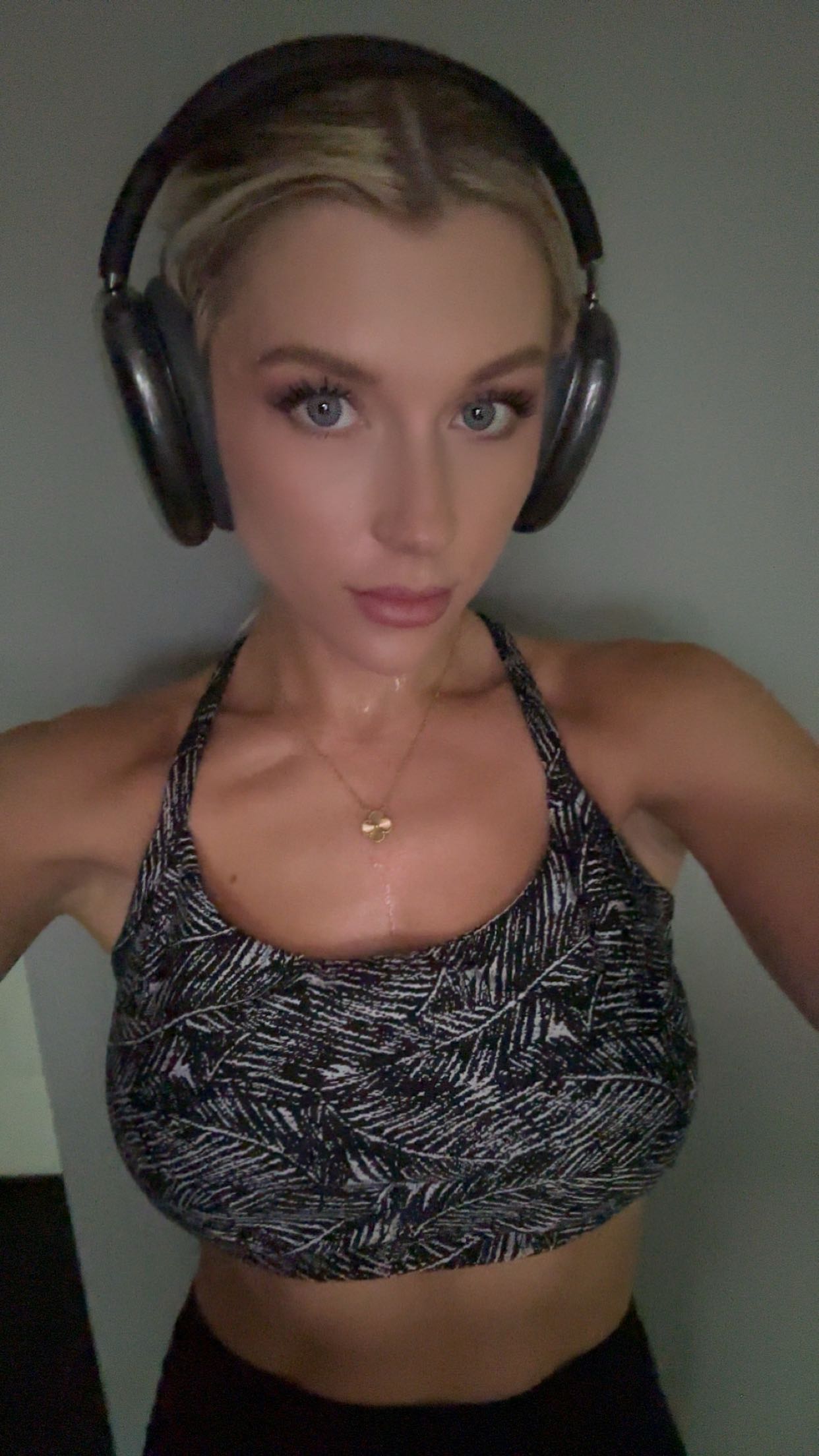 kylaayese snapchat image archive image