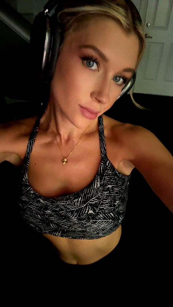 kylaayese image ~ Altpins