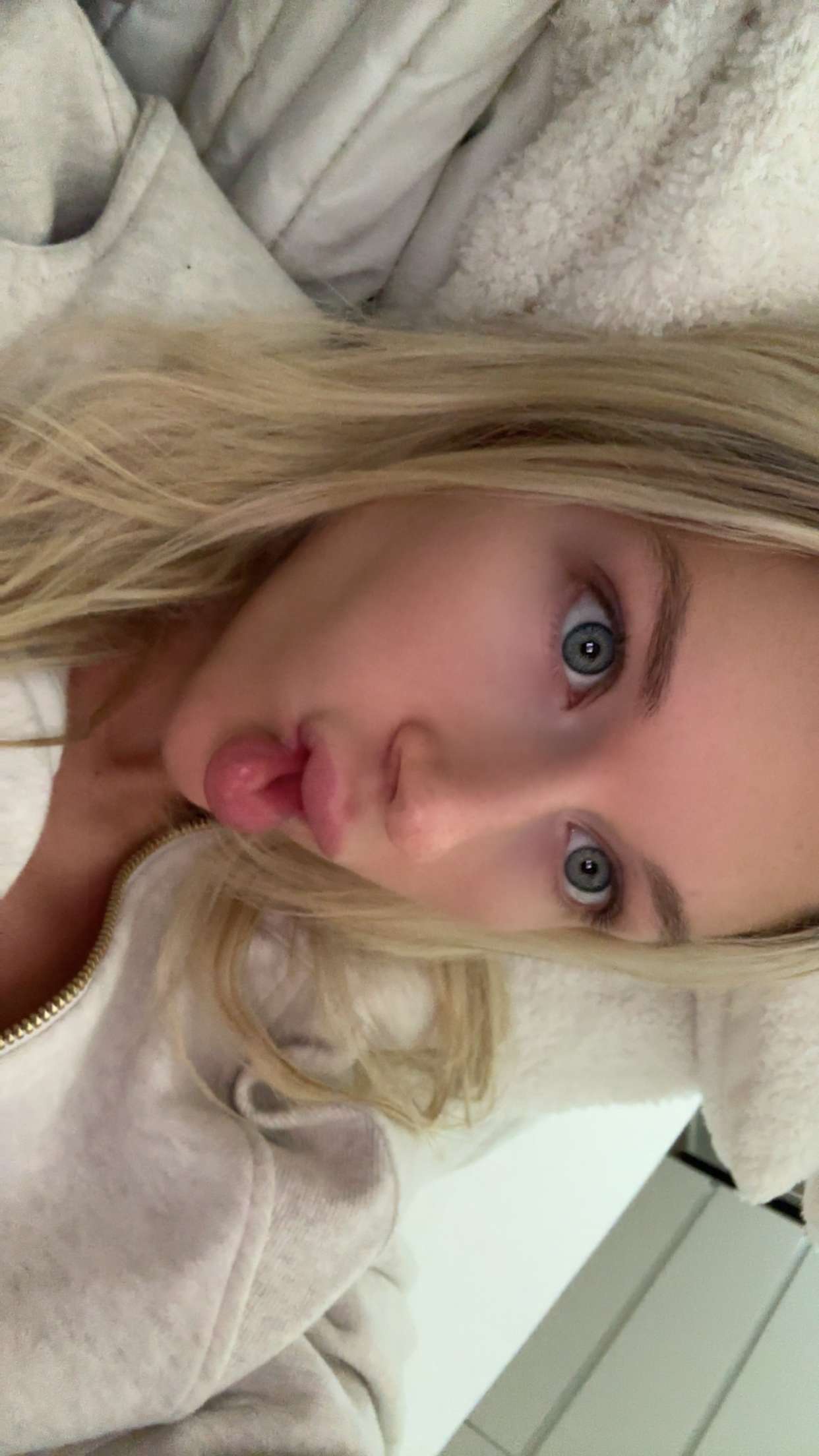 kylaayese snapchat image archive image