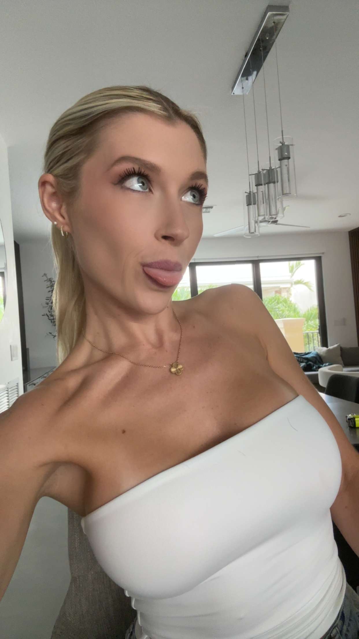 kylaayese snapchat image archive image