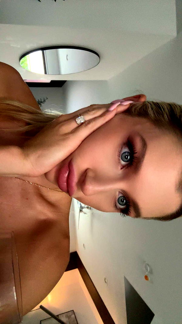 kylaayese image ~ Altpins