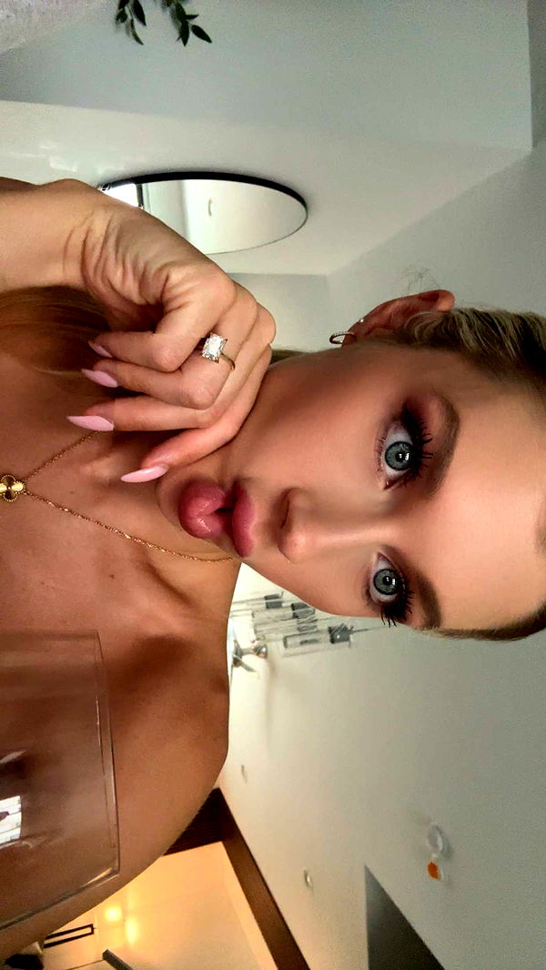 kylaayese image ~ Altpins