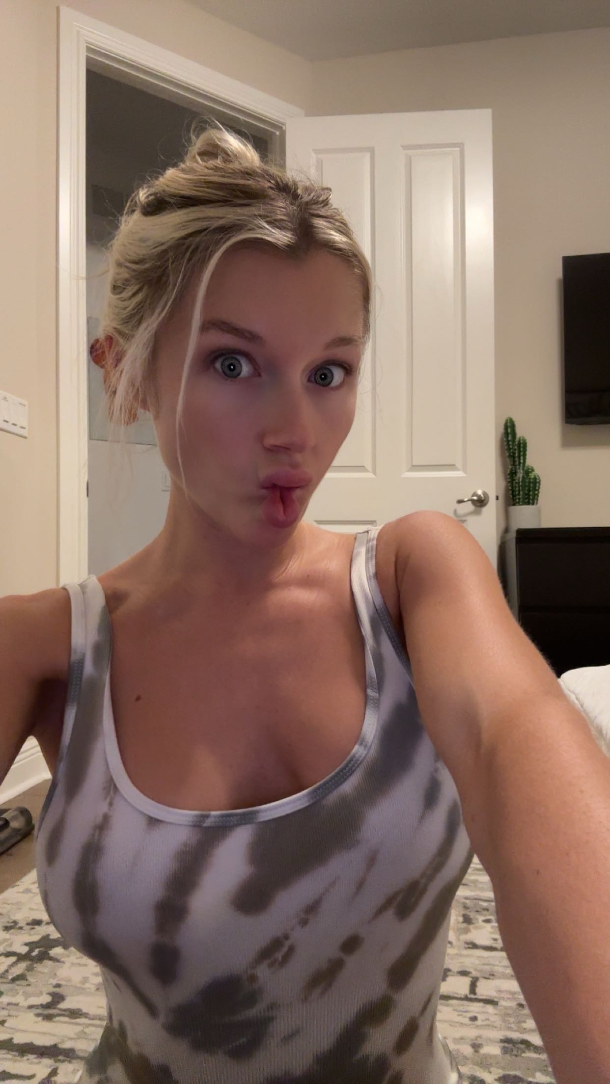 kylaayese snapchat image archive image