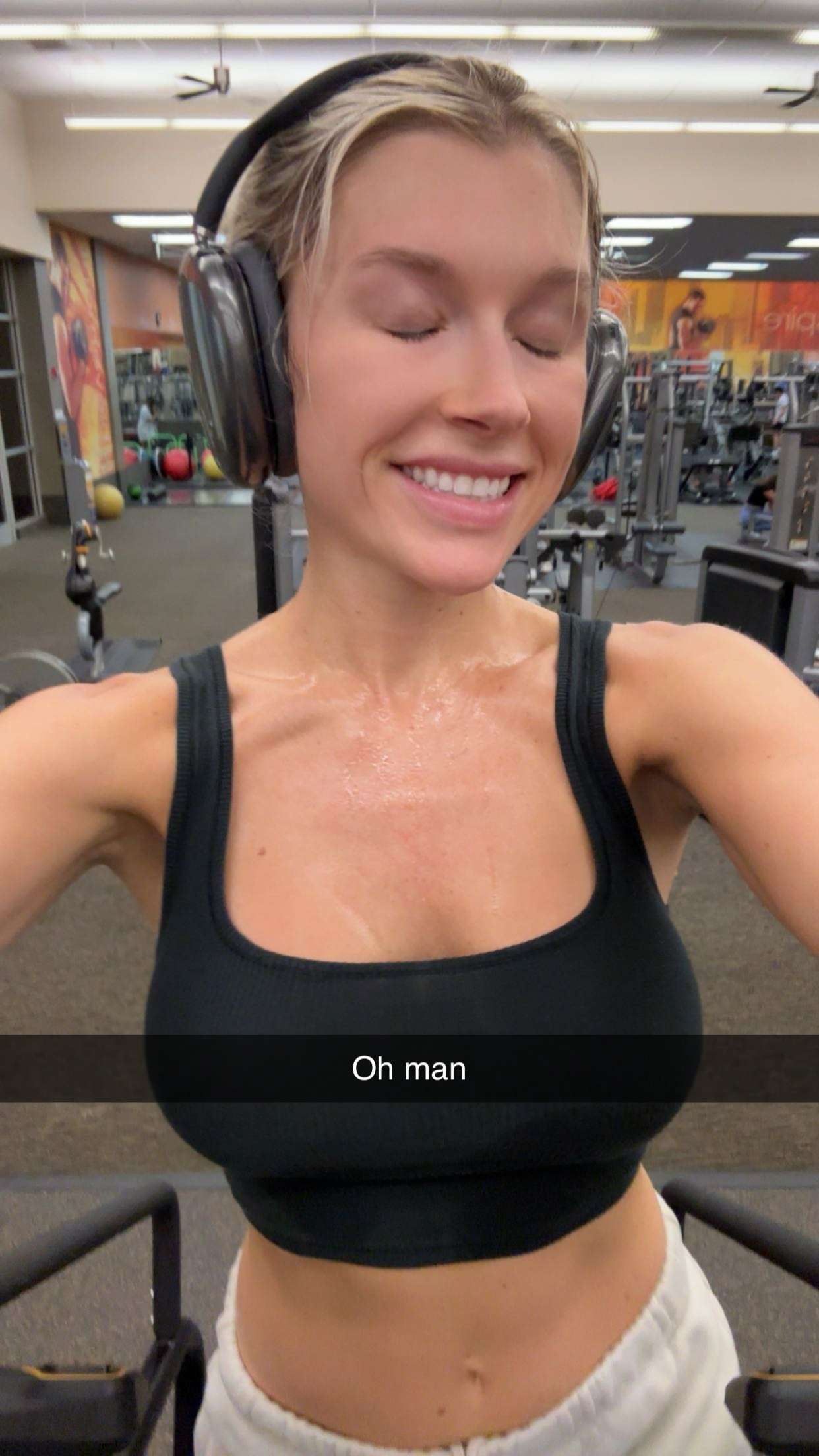 kylaayese snapchat image archive image