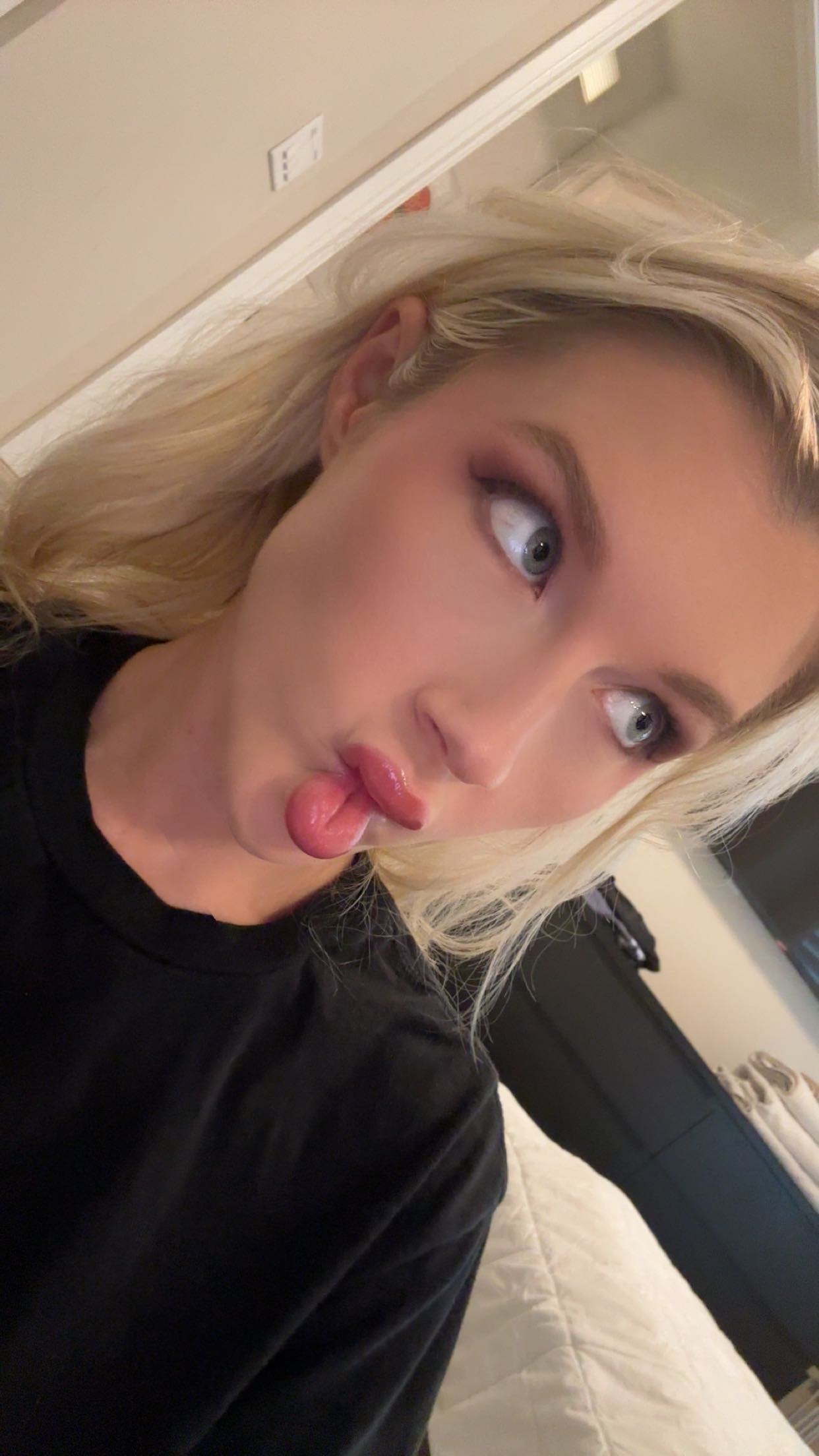 kylaayese snapchat image archive image