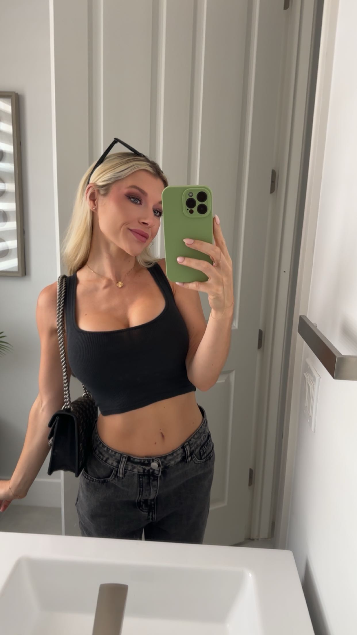 kylaayese snapchat image archive image