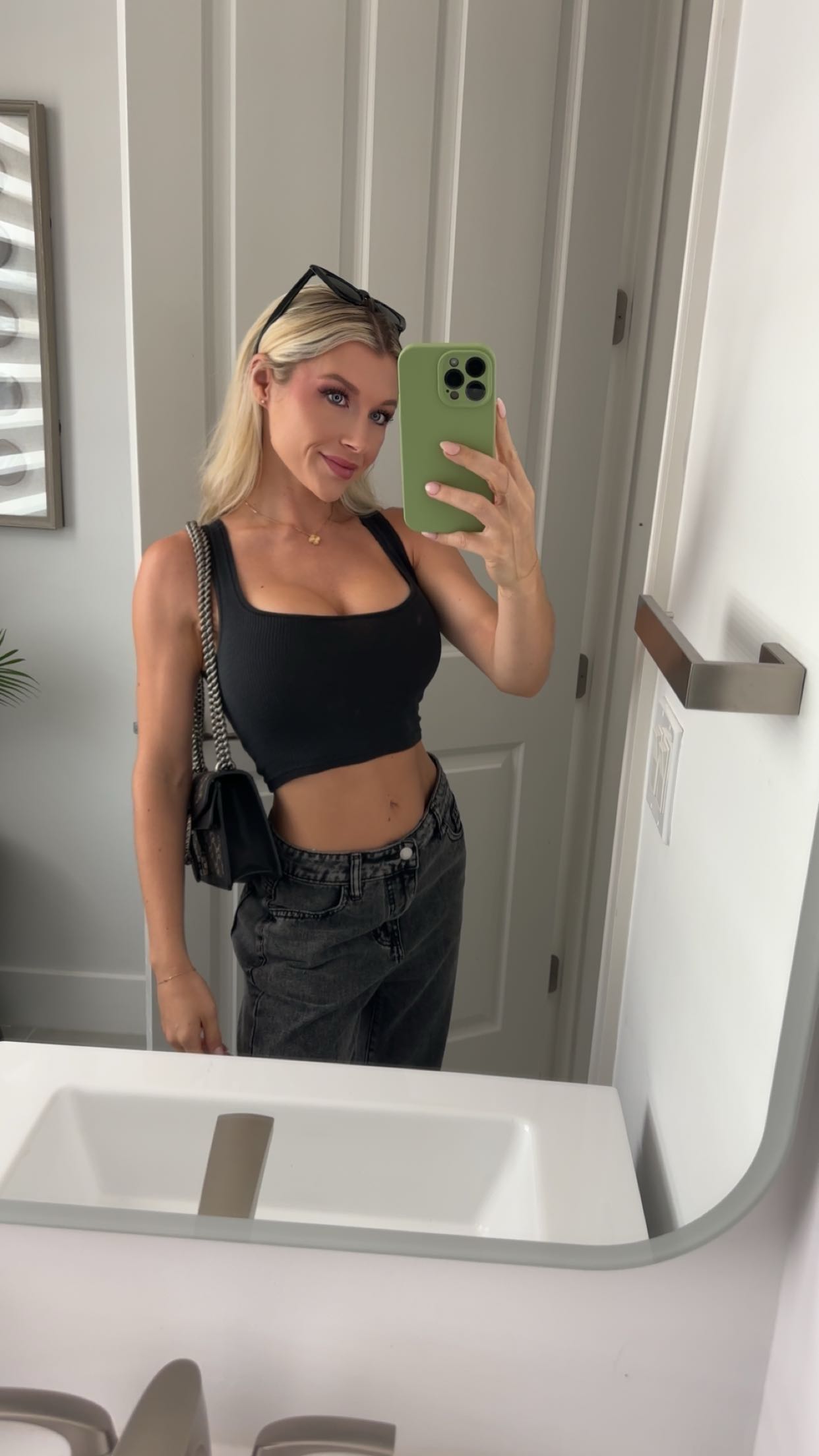 kylaayese snapchat image archive image