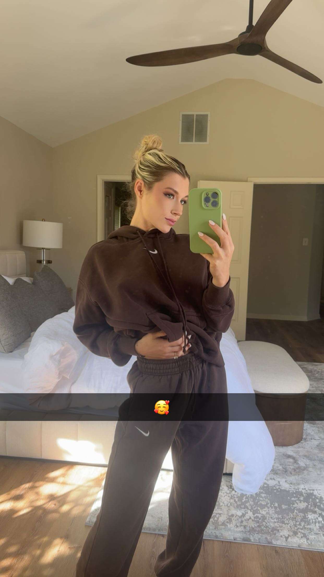 kylaayese snapchat image archive image