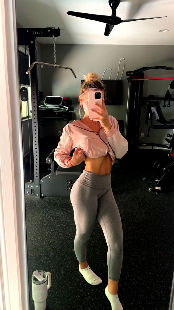 kylaayese image ~ Altpins