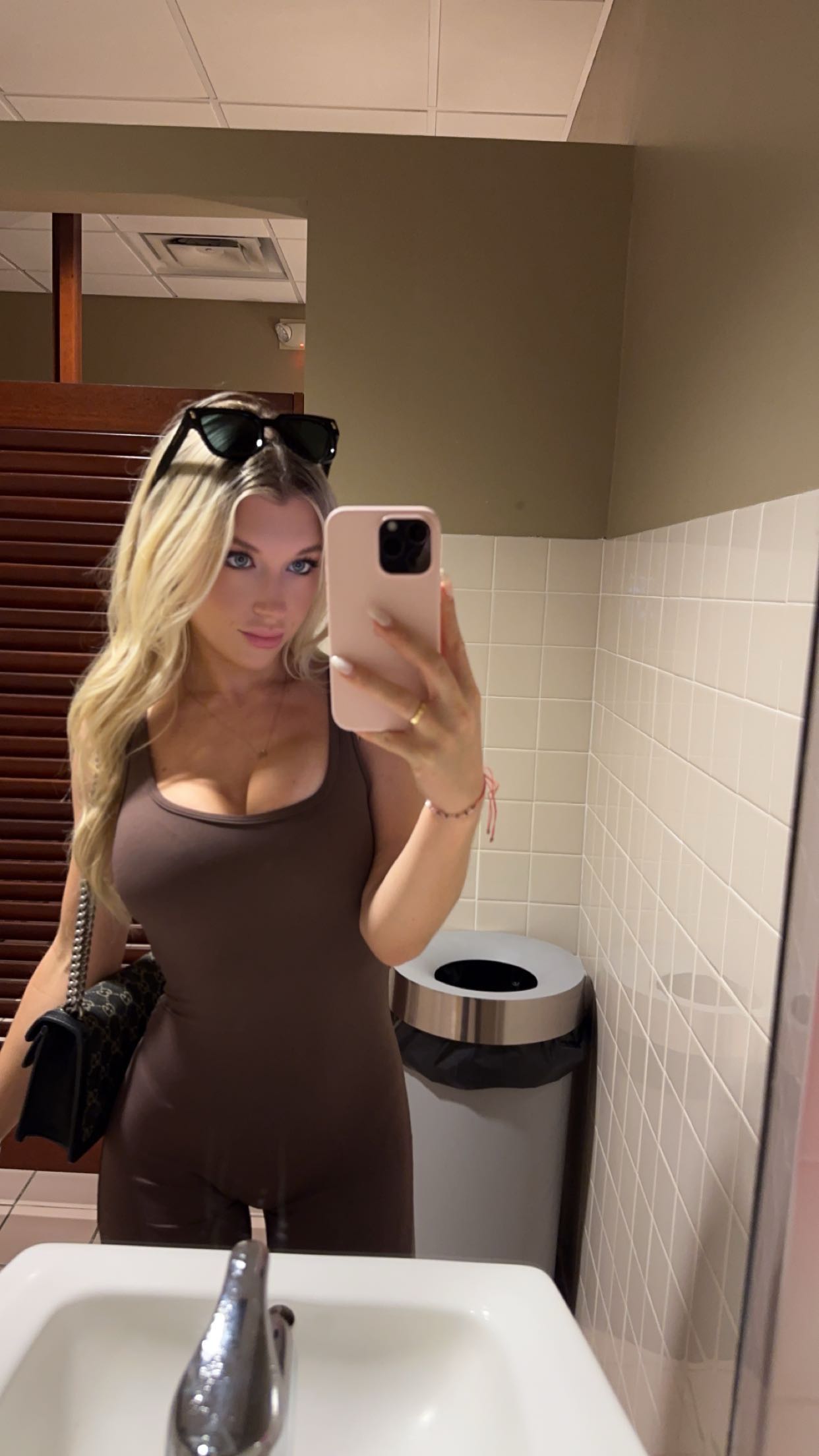 kylaayese snapchat image archive image