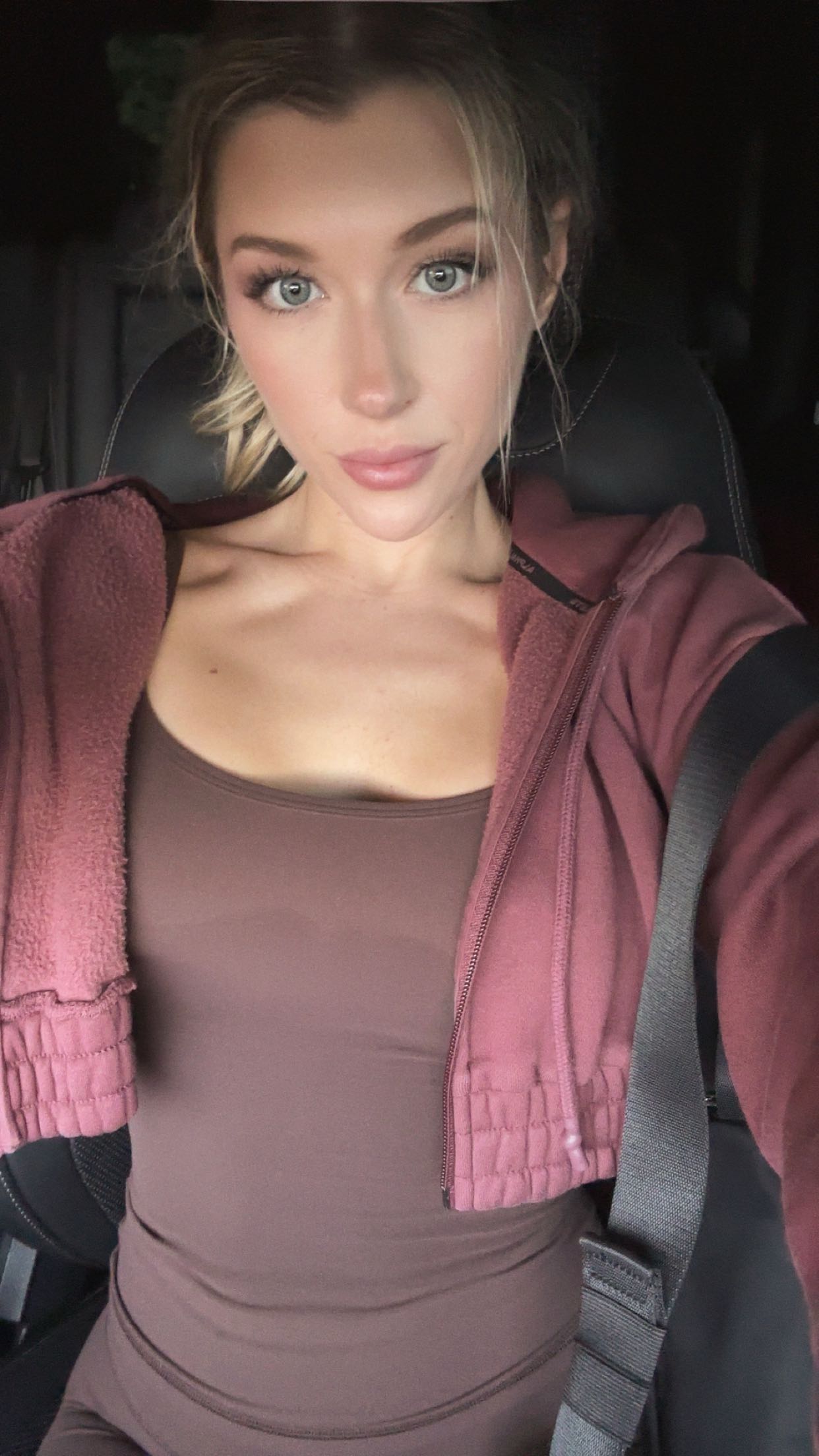 kylaayese snapchat image archive image