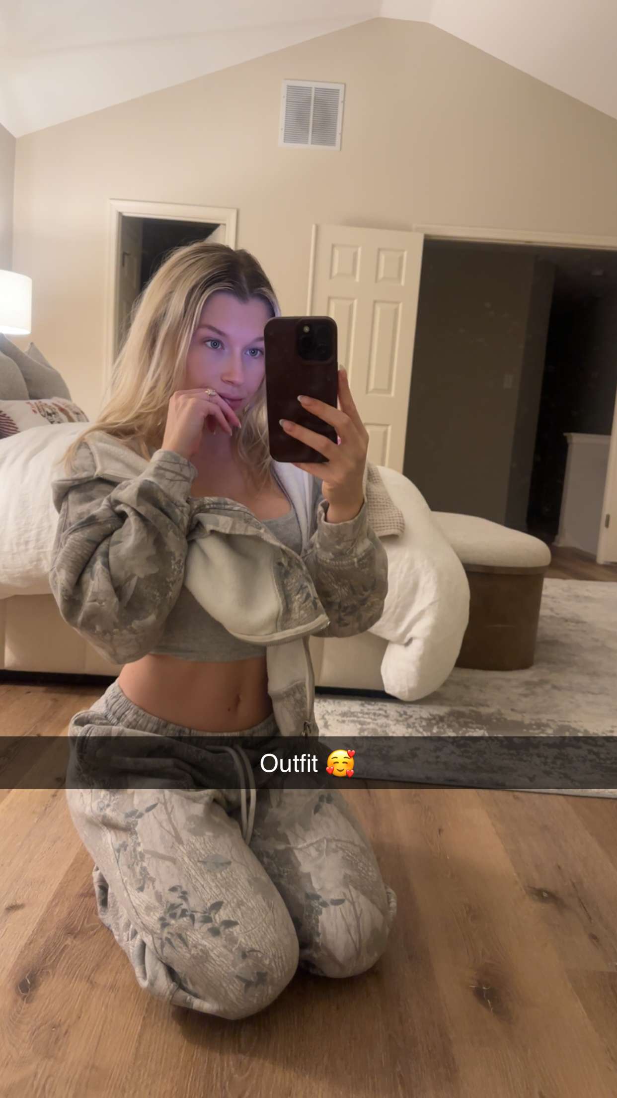 kylaayese snapchat image archive image