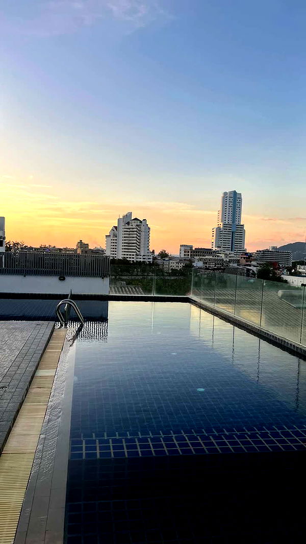 laurenj.fit image ~ Altpins