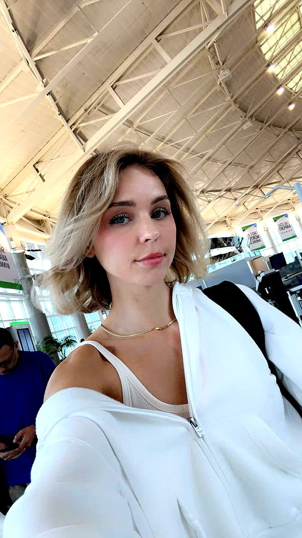 laurenj.fit image ~ Altpins