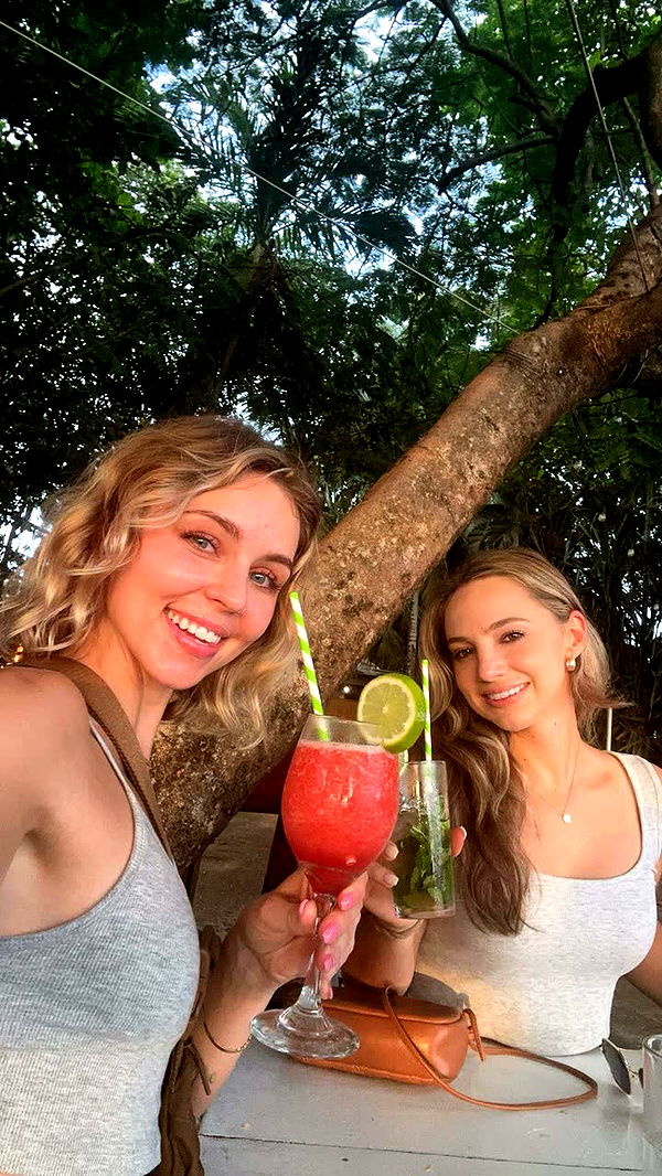 laurenj.fit image ~ Altpins