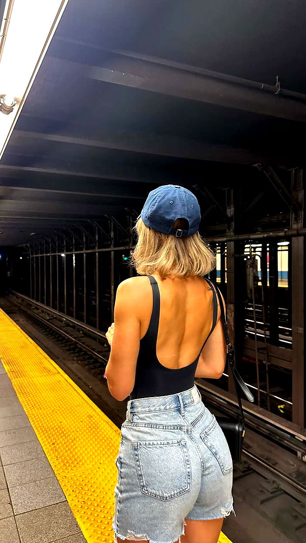 laurenj.fit image ~ Altpins